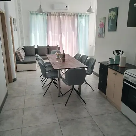 Gregovica 2 Apartment