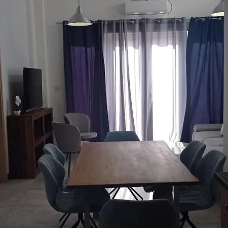 Gregovica 2 Apartment *
