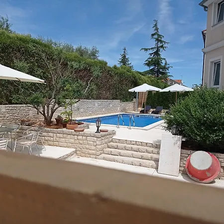 Villa Gregovica a2 *
