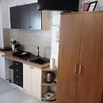 Tinno M 公寓 普拉